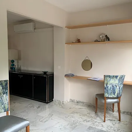 A 2 Pas Des Plages Du Midi, 261l Deper كان